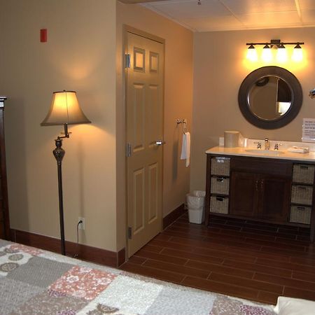 Hotel Put-In-Bay Victory Station Exterior foto